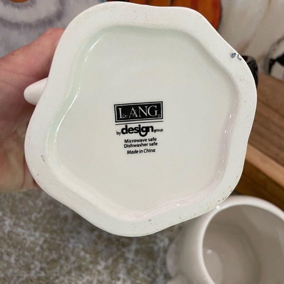 LANG WHITE WHIMSICAL GHOST MUGS NEW 
SET OF 2 - Picture 4 of 6